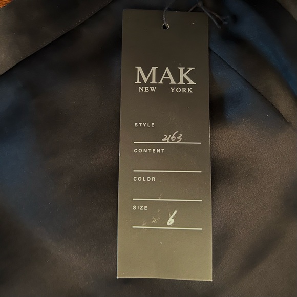 MAK New York • NEW Black Silk Lined Pencil Skirt | Beautiful & Classic | size 6 - Picture 4 of 11